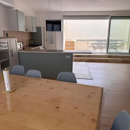 Maison Avec Piscine Et Emplacement Ideale Villa Narbonne