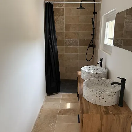 Villa Maison Avec Piscine Et Emplacement Ideale Narbonne